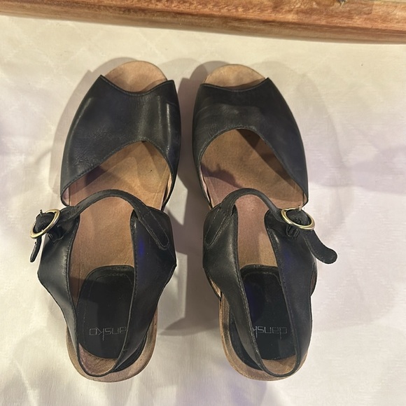 Dansko Charlotte Leather Black Cork Wedge Sandals size EU‎ 41 EUC - Picture 6 of 9